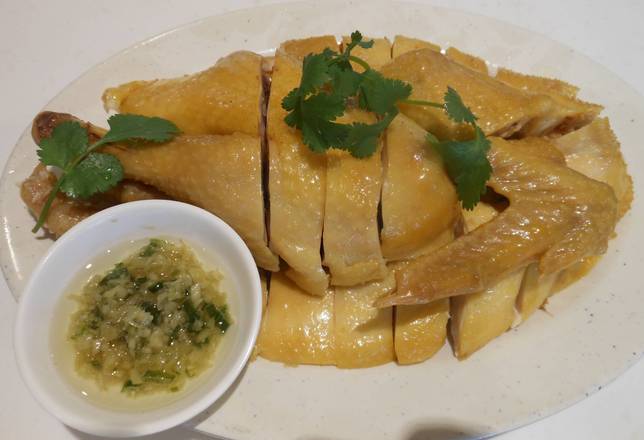 Free Range Chicken Simmered in Special Sauce 滋味貴妃走地雞